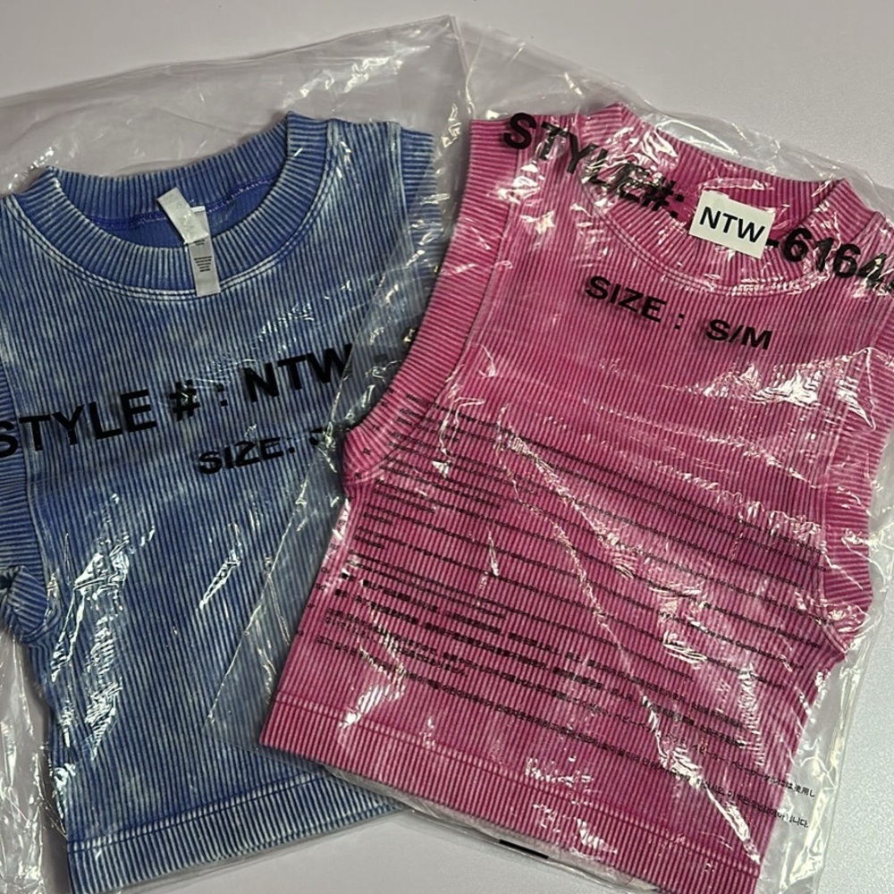 2 for 1 Zenana cropped ribbed tanks size S/M pink and blue NWT sealed bag